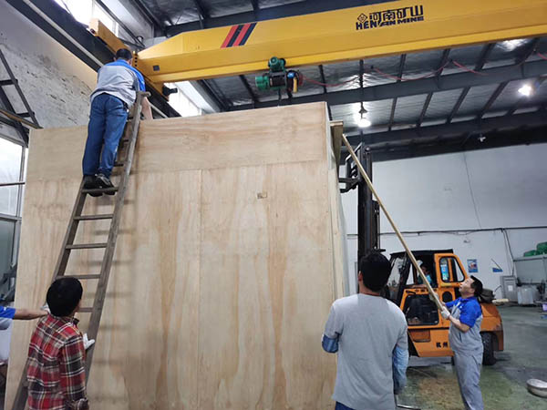 胡埭工業(yè)包裝箱分類和結構特征